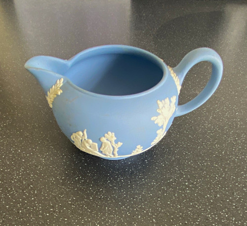Wedgwood jasperware blue - wedgwood,