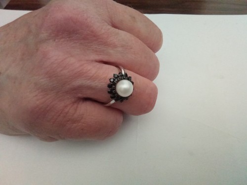 Ring freshwater pearl black - &,