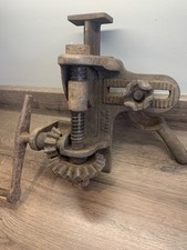 Record Floorboard Clamp