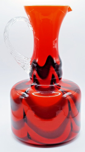 Red black rare find murano - &,
