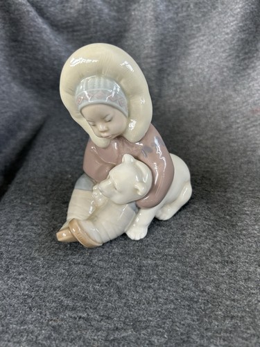 Lladro eskimo child - eskimo, polar