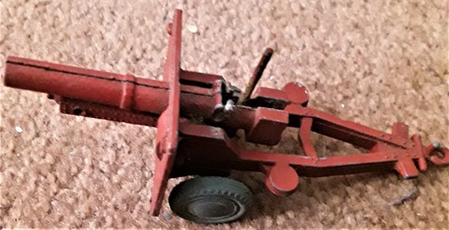 Britains 9705 pounder - 25,