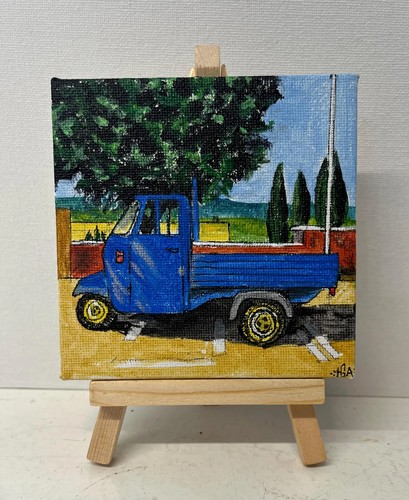 Miniature ape van a - an,