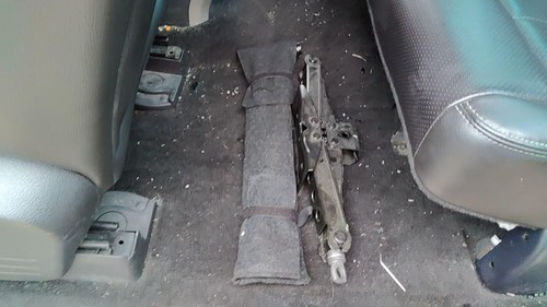 Used floor jack fits - used,