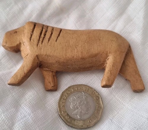 Vintage hand carved - hand,