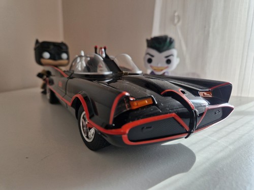Hot wheels batman - hot,