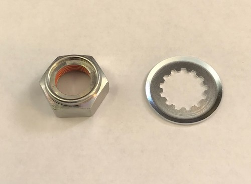 Front sprocket nut retaining - front,