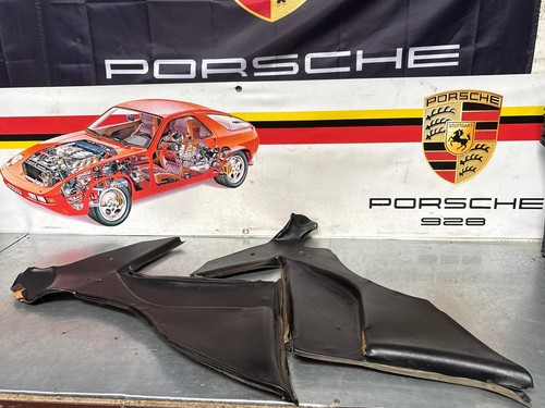 Porsche 944 924 black rear