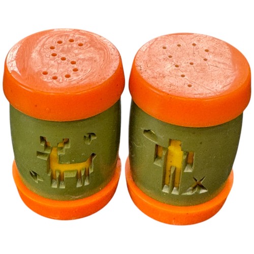 Vintage green orange camping - green,