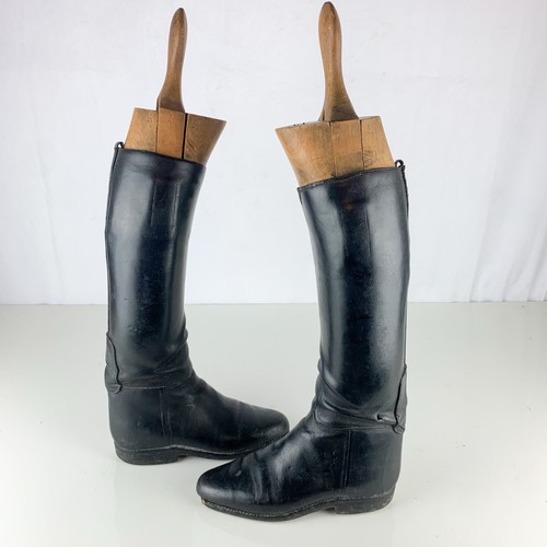 Antique black leather - antique,