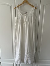 Vintage Nightingales 38" Bust