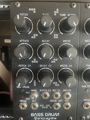 Erica synths bass drum2 - bass,