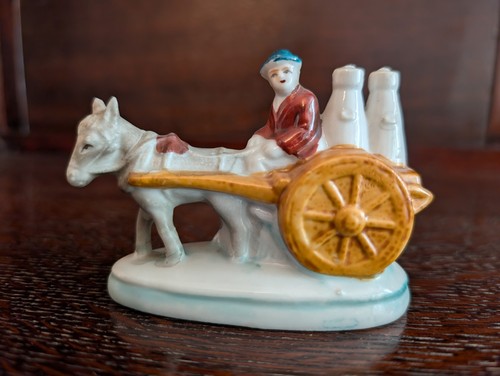 Vintage figurine milkman - figurine, of