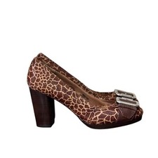 Fossil Brown Giraffe Print