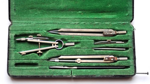 Vintage compass set alpha - vintage,