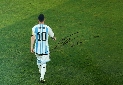 Lionel messi hand signed - lionel,