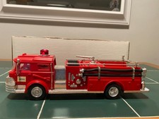 HESS 1970 Red Fire Truck