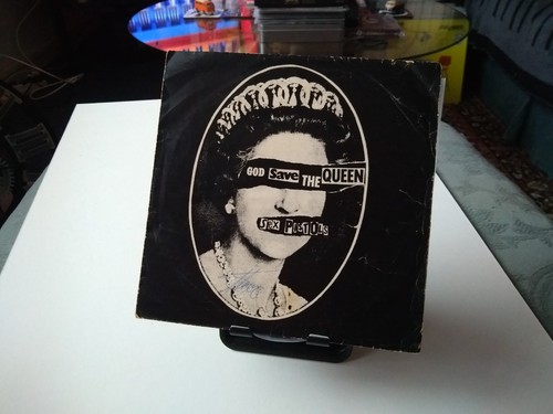Sex pistols god save the - pistols,