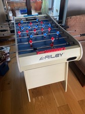 Riley foldable table top football game, perfect condition, 8 bars, 16 players