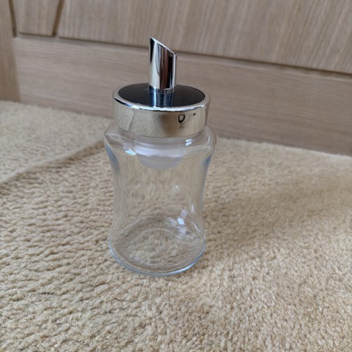 Glass sugar shaker - shaker/,