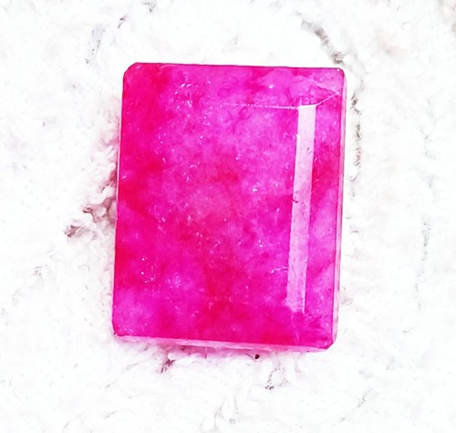 Natural red beryl emerald - red,
