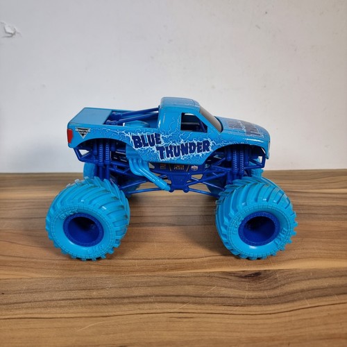 Monster truck - truck,