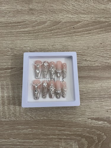 Handmade press nails - press-on,
