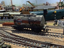 Hornby OO Gauge R371 Gulf Tank