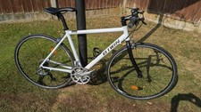 White Btwin Forme 3 Hybrid