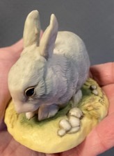 A Teviotdale Rabbit Figuraine