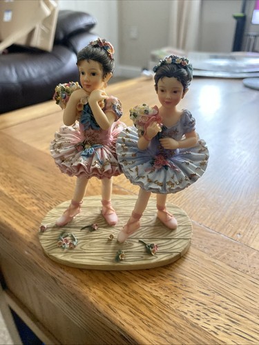 Paintbox poppets the - in,