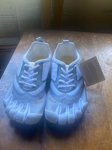 Vibram fivetoed shoes - vibram,