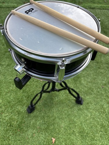 Snare drum with heavy - with,