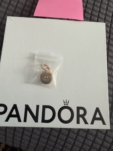 Pandora keyhole locket - ,