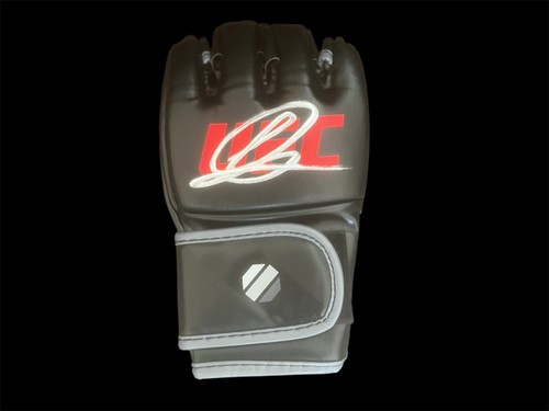 Luke riley signed ufc glove - luke,
