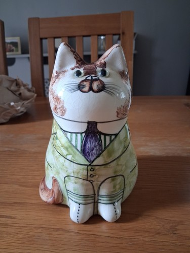 Cinque ports pottery - ports, cat