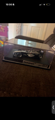 Mclaren mp4 mika hakkinen - mp4-15,