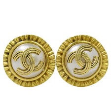 CHANEL CC Faux Pearl Gold Plated Round Earrings Clip