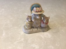 bramley hedge figures Mrs Apple and children & Lady woodmouse
