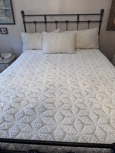Vtg handmade crochet bedspread - handmade,