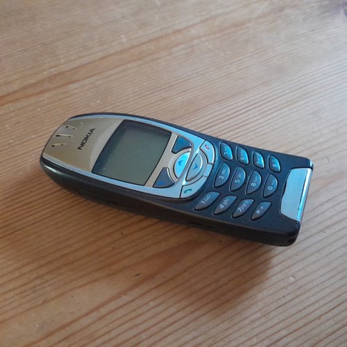 Nokia 6310