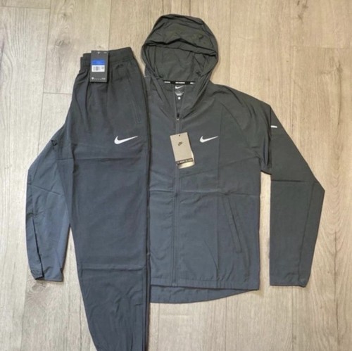 Men black windbreaker - men’s,