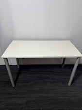 Kinnarps White And Grey Table 120X60 (7BA-2A3-80D)