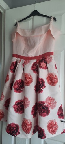 Chi london dress - chi,