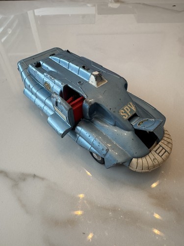 Dinky 104 captain scarlet spv - 104,