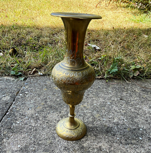 Engraved brass pedestal - brass,