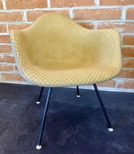 Eames Arm shell w/Alexander