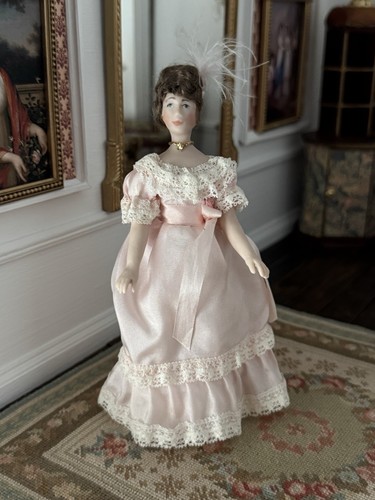 Dollshouse scale artisan - 1/12,