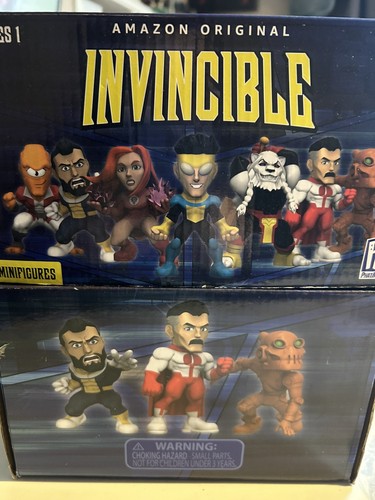 Invincible minifigures series - invincible,
