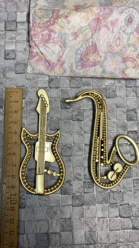 Vintage guitar saxophone - &,